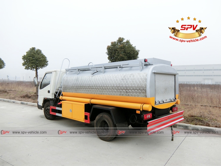 Rear Left Side View of Stainless Steel Fuel Tanker JMC